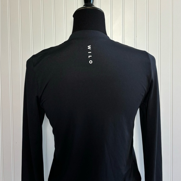 Wilo The Label Black Movement Twist Layer Top Round Neck Pullover Size Medium - Picture 6 of 16